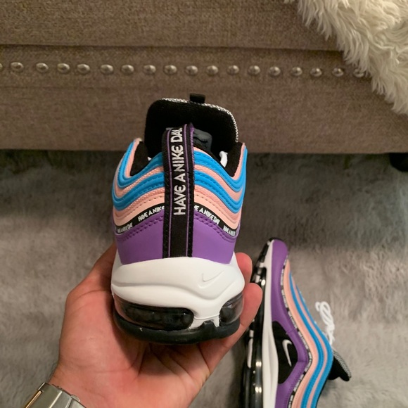 airmax 97 - Picture 3 of 4
